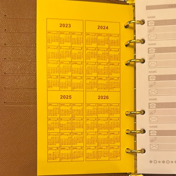 Louis Vuitton Brown and Tan Wallet with Iconic Monogram Pattern - Picture 9 of 13